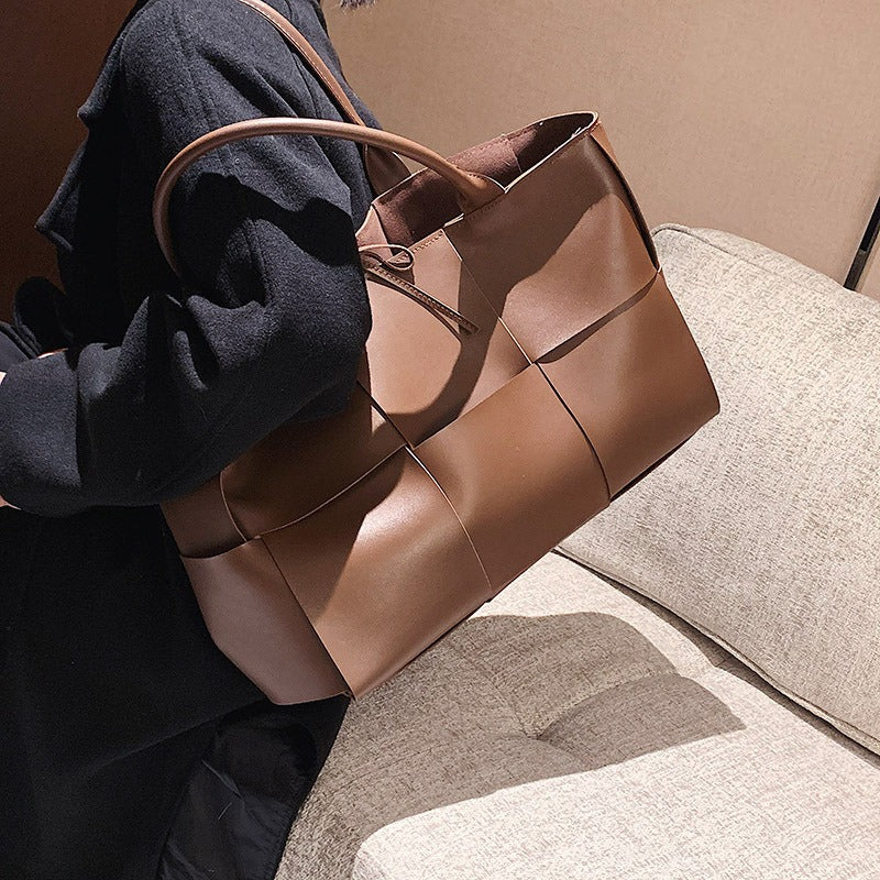 Trendy Large Capacity Woven Shoulder Tote Bag