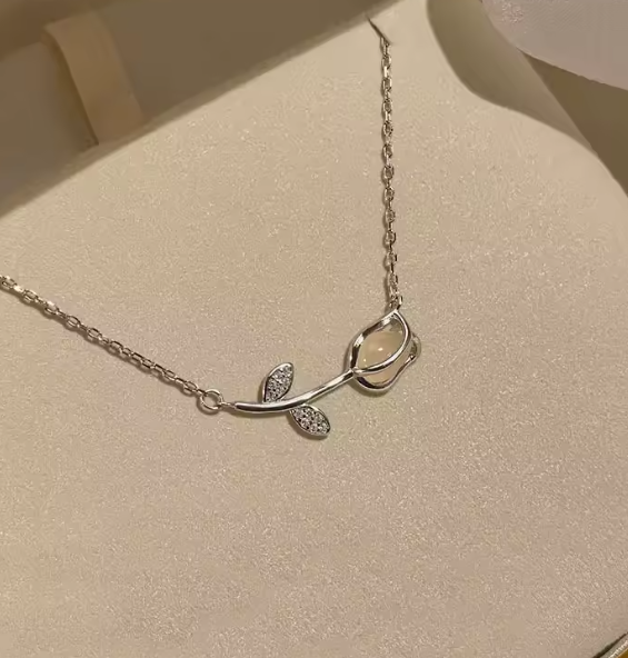 S925 Sterling Silver Simple Rose Tulip Necklace