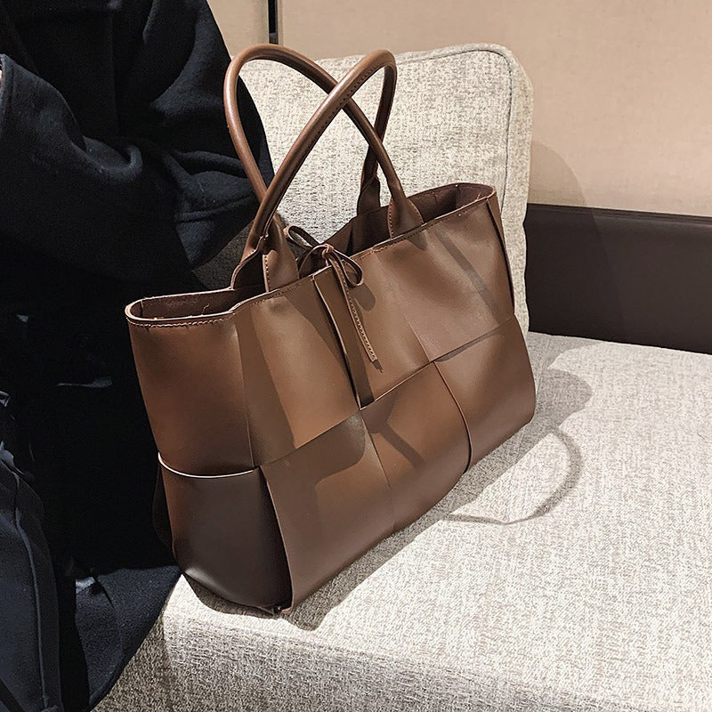 Trendy Large Capacity Woven Shoulder Tote Bag