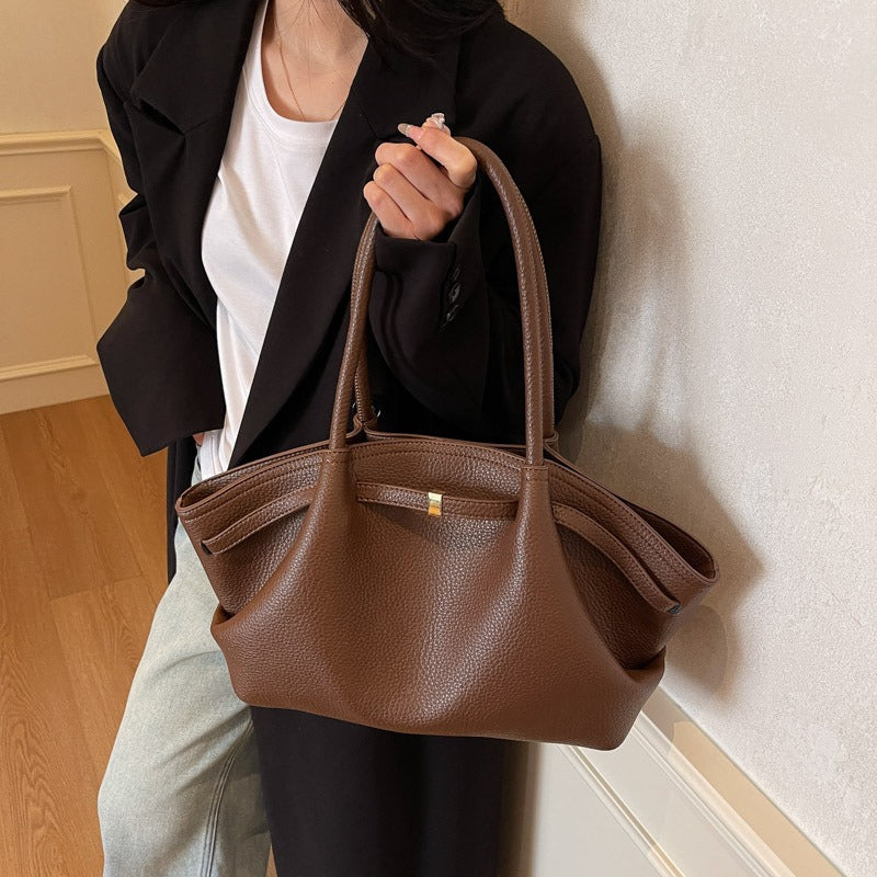 Fashionable shoulder bag