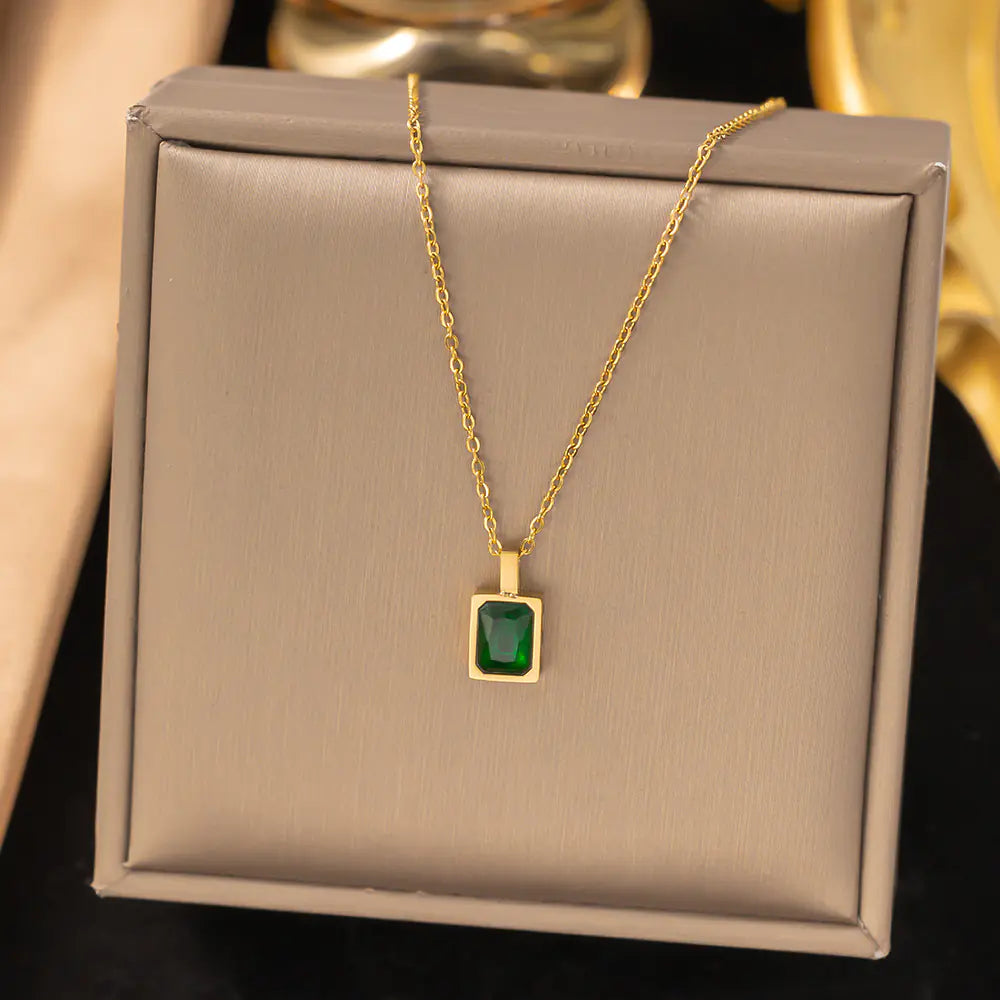 Vintage Emerald Necklace with Unique Gemstone Pendant