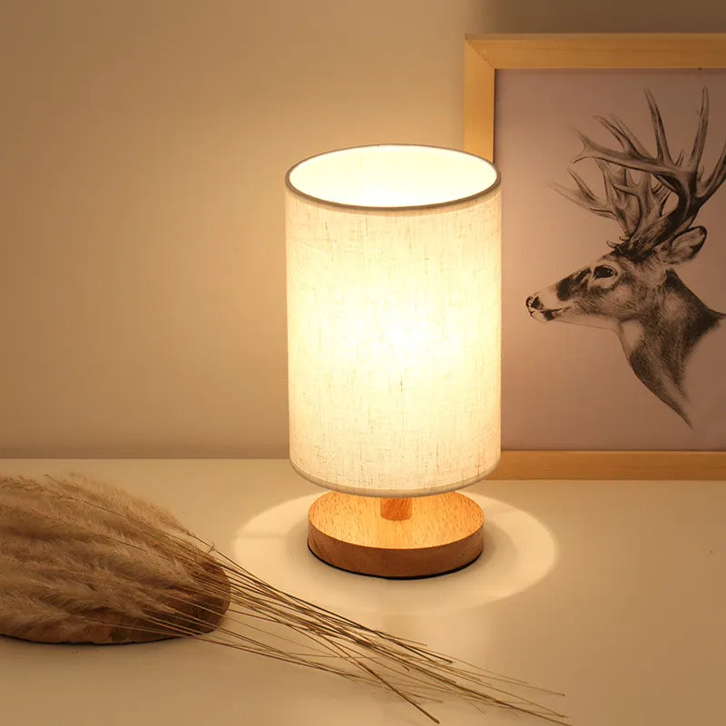 Simple and modern Nordic lamp