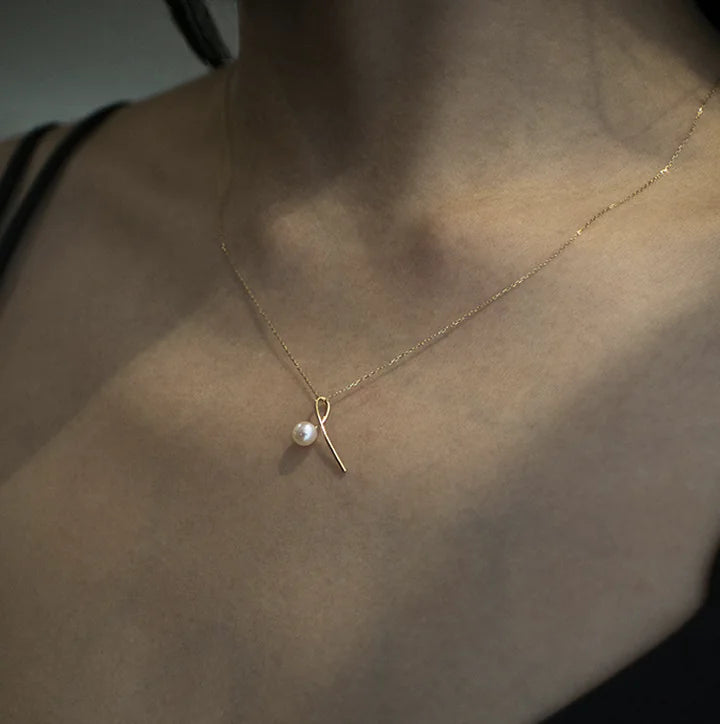 S925 Silver and 17k gold Necklace with Pearl Pendant